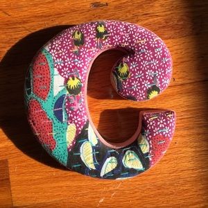 Anthropologie letter “C”